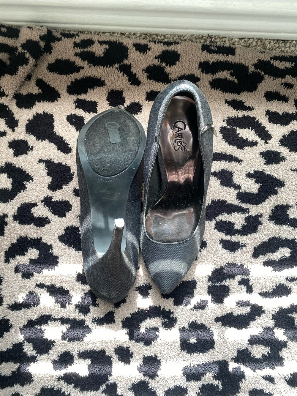 Carlos by Carlos Santana Black Pointed-Toe Satin Pumps